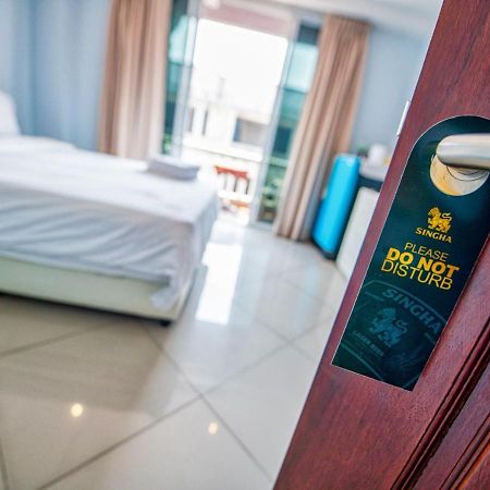 Akvavit Living Hotel Jomtien Beach Exterior foto